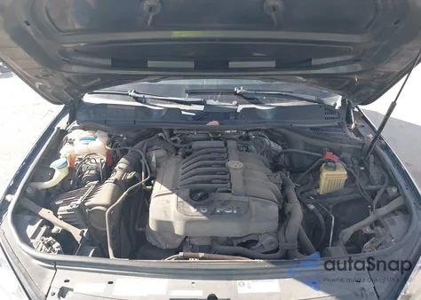 2012 Volkswagen Touareg Vr6 Executive z USA, uszkodzony, nr VIN WVGEF9BP6CD008387